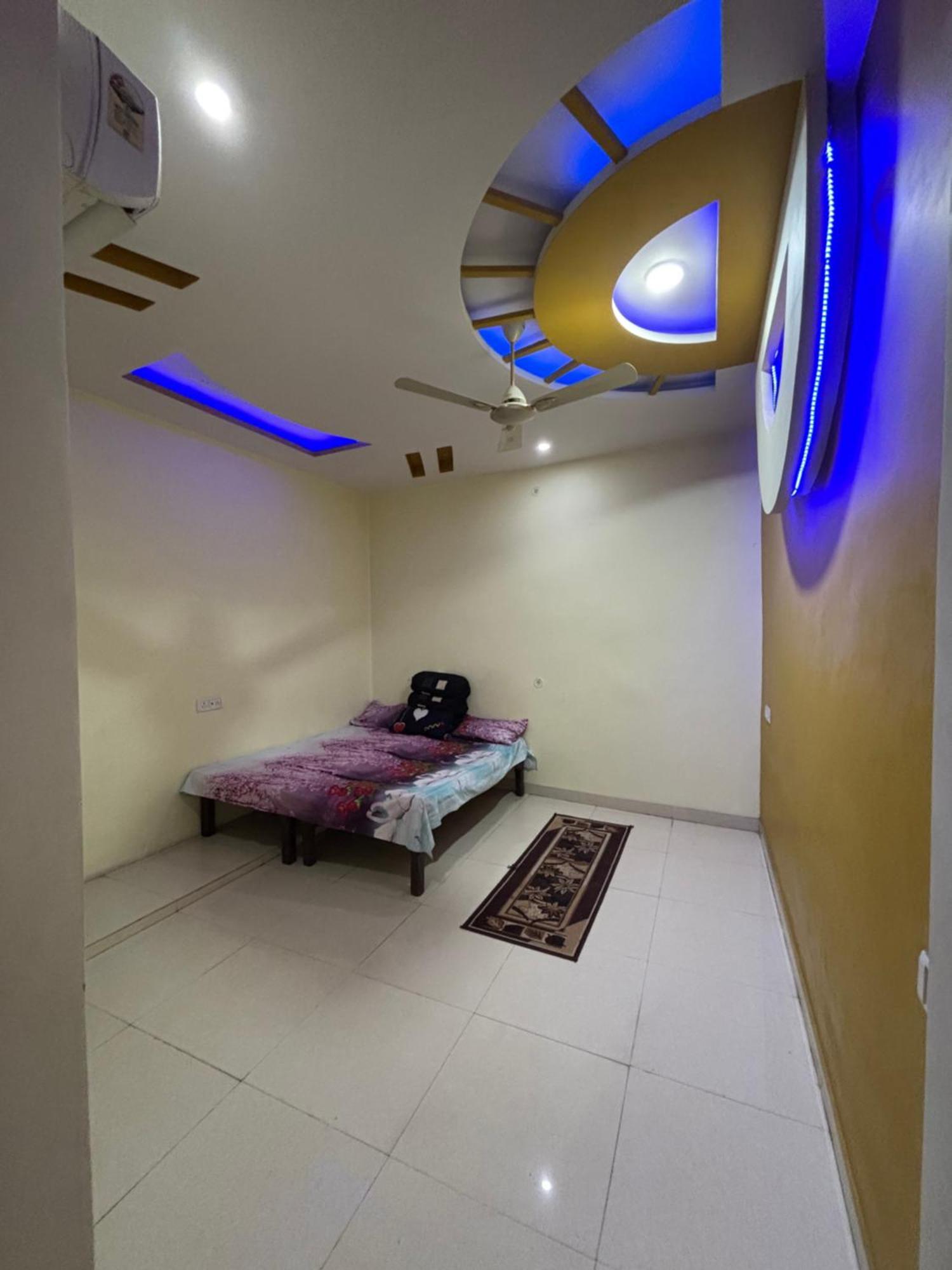 Shree Balaji Homes Allāhābād Junction Exteriör bild